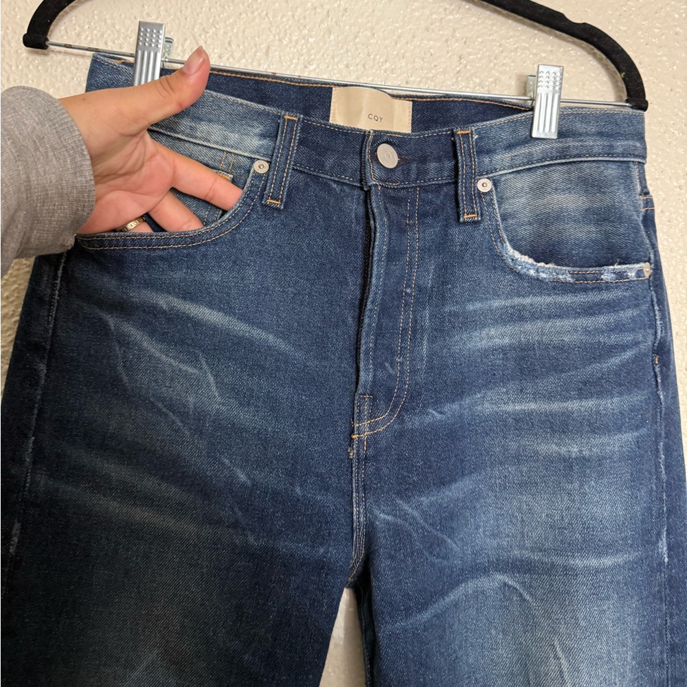 CQY Anthropology women’s Dark blue distress straight Slim denim jeans size 27 - Picture 2 of 12
